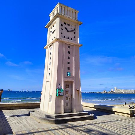 Appartement 2 Pieces Avec Une Grande Terrasse, 3 Etoiles, Wifi, Box Pour Vehicule Et Velos Les Sables-dʼOlonne Zewnętrze zdjęcie